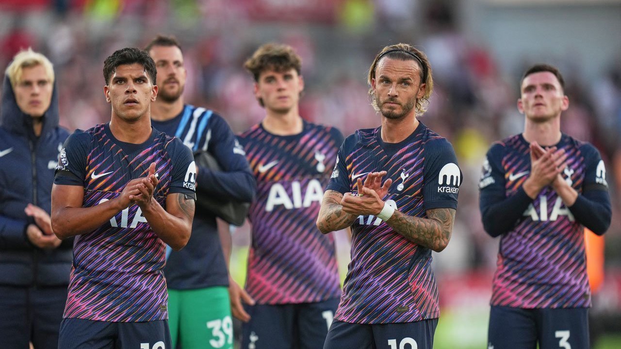 Ironi Tottenham: Sudah Belanja Rp5,5 Triliun, tapi Langsung Dibantai Brentford 0-3 Ironi Tottenham: Sudah Belanja Rp5,5 Triliun, tapi Langsung Dibantai Brentford 0-3