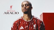 Pesan Luis Suarez untuk Ronald Araujo Setelah Berlabuh di Liverpool