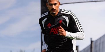 Alasan Liverpool Rekrut Ronald Araujo: Dari Kebutuhan Skuad sampai Faktor Gaji Alasan Liverpool Rekrut Ronald Araujo: Dari Kebutuhan Skuad sampai Faktor Gaji