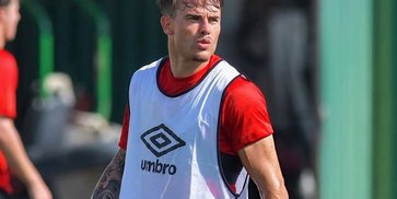 Bek Baru Chelsea OTW ke Inggris untuk Rampungkan Transfer Bek Baru Chelsea OTW ke Inggris untuk Rampungkan Transfer