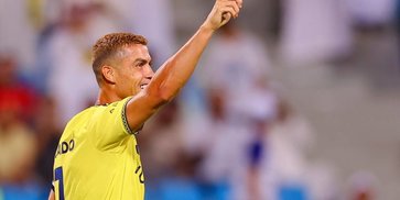Hasil Liga Arab Saudi: Cristiano Ronaldo Cetak Gol, Al-Nassr Hajar Al-Riyadh 4-0 Hasil Liga Arab Saudi: Cristiano Ronaldo Cetak Gol, Al-Nassr Hajar Al-Riyadh 4-0