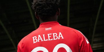 Manchester United dan Sebuah Pelajaran Tentang Kesabaran dari Transfer Carlos Baleba Manchester United dan Sebuah Pelajaran Tentang Kesabaran dari Transfer Carlos Baleba