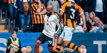 5 Biang Kerok Kekalahan Manchester United dari Hull City 5 Biang Kerok Kekalahan Manchester United dari Hull City