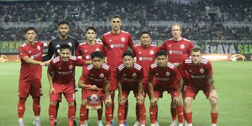 Bek Persija Kritik Piala Presiden 2026 Langsung di Depan Maruarar Sirait, Apa yang Dipersoalkan? Bek Persija Kritik Piala Presiden 2026 Langsung di Depan Maruarar Sirait, Apa yang Dipersoalkan?
