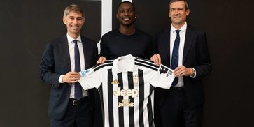 Resmi! Randal Kolo Muani Pulang ke Juventus Resmi! Randal Kolo Muani Pulang ke Juventus
