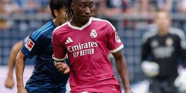 Yan Diomande Bisa Bikin Florentino Perez Lupakan Michael Olise Yan Diomande Bisa Bikin Florentino Perez Lupakan Michael Olise