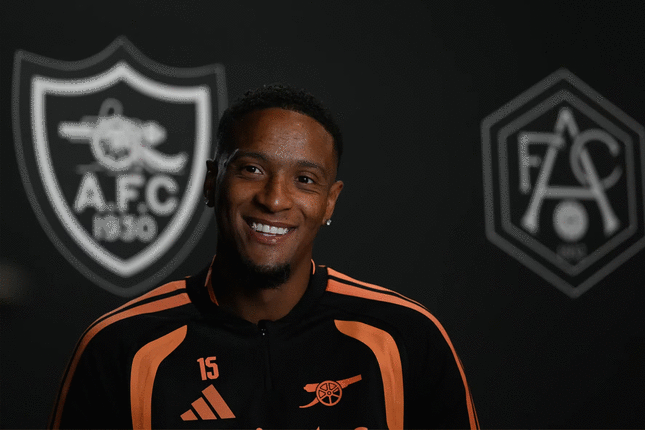 Kesepakatan Transfer Konsa Bek Arsenal, Ezri Konsa (c) Arsenal FC Official