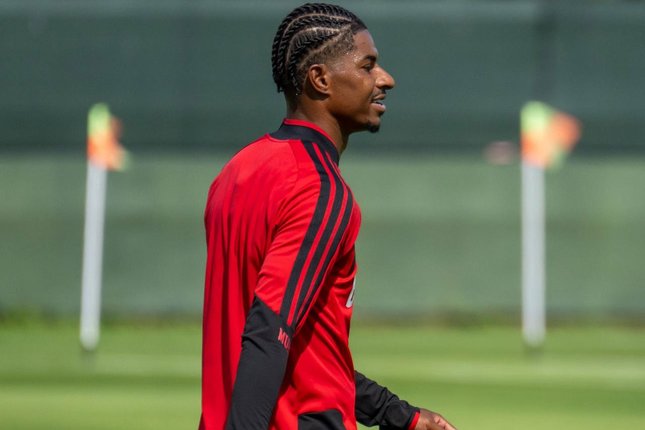 Rashford Pakai Nomor 9? Rashford Pakai Nomor 9?