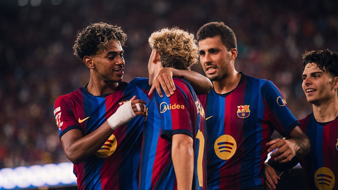 5 Fakta Lamine Yamal, Superstar Barcelona yang Bikin Sejarah di Usia Muda 5 Fakta Lamine Yamal, Superstar Barcelona yang Bikin Sejarah di Usia Muda