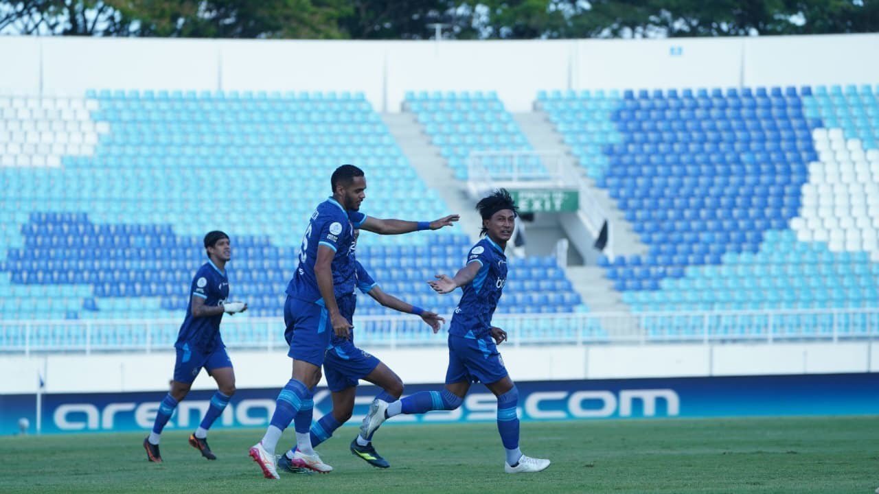 Hasil BRI Super League: 4-0, Sepak Sudut Arema FC Sukses Hancurkan Isenmulang! Hasil BRI Super League: 4-0, Sepak Sudut Arema FC Sukses Hancurkan Isenmulang!