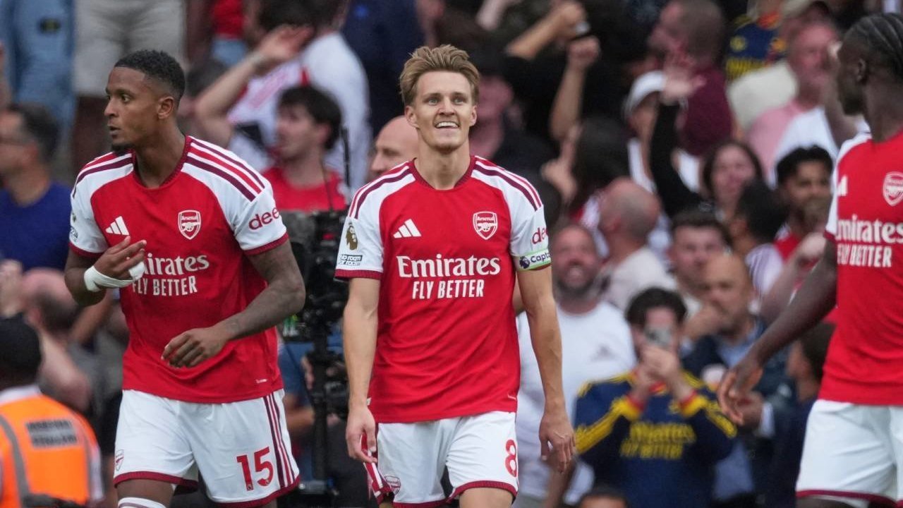 Hasil Arsenal vs Chelsea: The Gunners Comeback dan Menang di Derby London Hasil Arsenal vs Chelsea: The Gunners Comeback dan Menang di Derby London