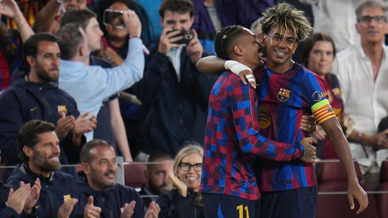 3 Catatan dari Kemenangan 5-1 Barcelona atas Feyenoord: Raphinha, Christensen, dan Start Sempurna 3 Catatan dari Kemenangan 5-1 Barcelona atas Feyenoord: Raphinha, Christensen, dan Start Sempurna