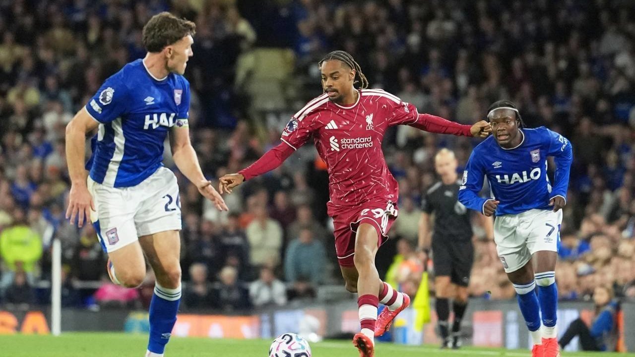 Bradley Barcola Berpeluang Jadi Starter Liverpool vs Atletico Madrid Bradley Barcola Berpeluang Jadi Starter Liverpool vs Atletico Madrid