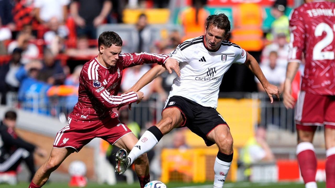 Rapor Pemain Liverpool di Laga Kontra Fulham: Jacquet Gemilang, Wirtz dan Gravenberch Kesulitan Rapor Pemain Liverpool di Laga Kontra Fulham: Jacquet Gemilang, Wirtz dan Gravenberch Kesulitan