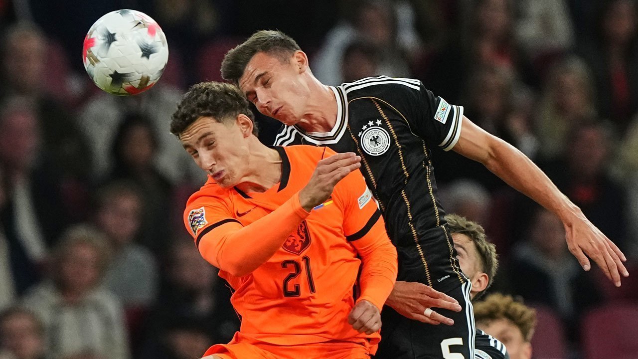 Debut Mengesankan Ruben van Bommel Bersama Belanda Debut Mengesankan Ruben van Bommel Bersama Belanda