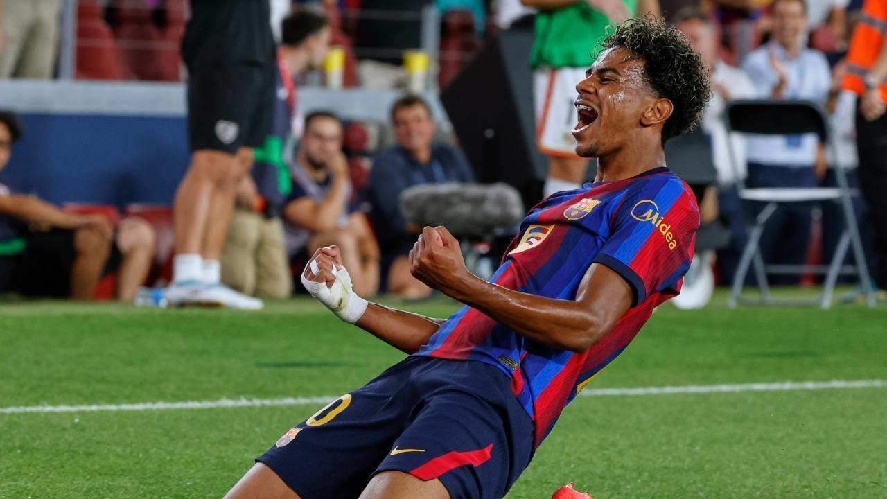Rapor Pemain Barcelona vs Rayo Vallecano: Yamal Kembali Menggila Rapor Pemain Barcelona vs Rayo Vallecano: Yamal Kembali Menggila