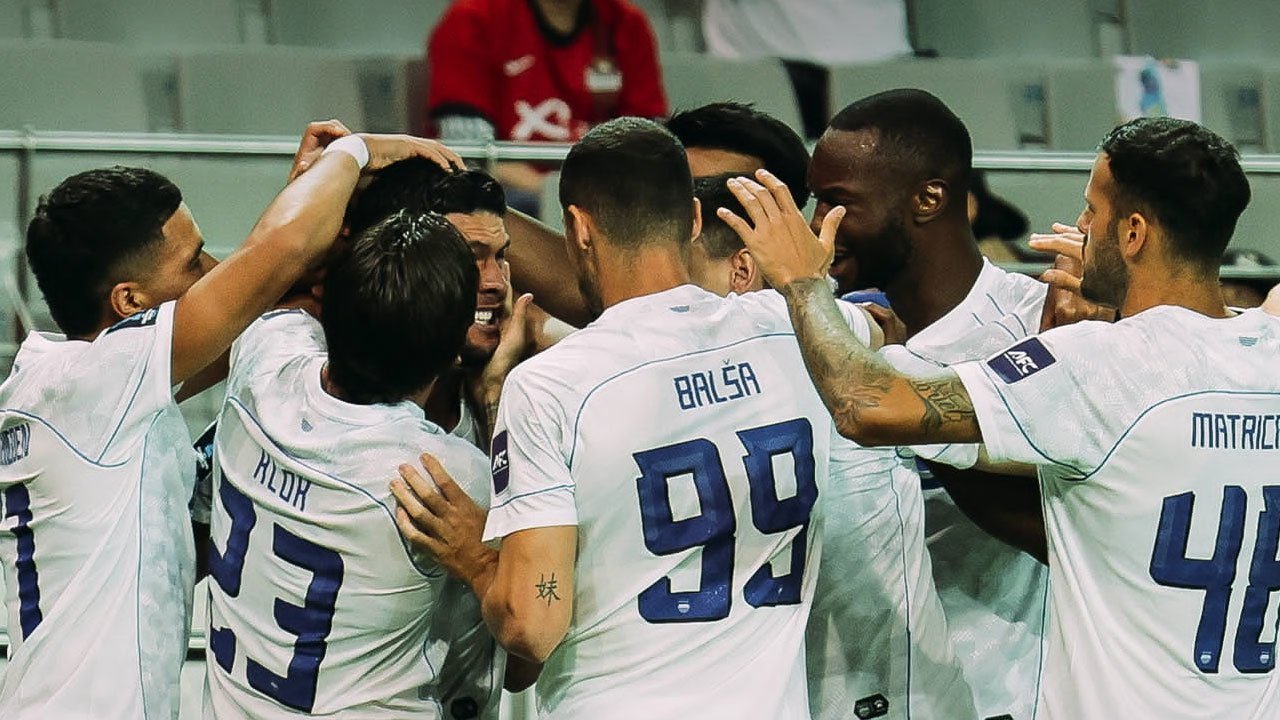 Bukan Hoki Semata, Persib Kalahkan FC Seoul Buah dari Kerja Keras! Bukan Hoki Semata, Persib Kalahkan FC Seoul Buah dari Kerja Keras!
