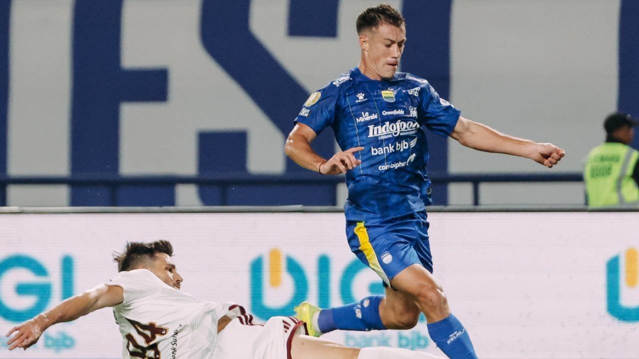 Hasil BRI Super League: Sempat Tertinggal, Persib Bandung Hancurkan PSM Makassar 3-1 Hasil BRI Super League: Sempat Tertinggal, Persib Bandung Hancurkan PSM Makassar 3-1