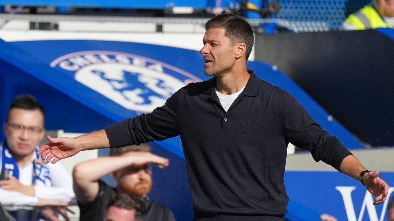 Chelsea Masih Rapuh, Xabi Alonso Tuntut Perubahan di Lini Belakang