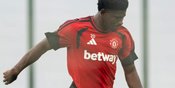 Michael Carrick Konfirmasi Kapan Carlos Baleba Debut di MU Michael Carrick Konfirmasi Kapan Carlos Baleba Debut di MU