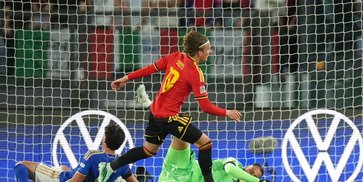 Tumbangkan Italia, Mika Godts Menikmati Permainan Menyerang Belgia
