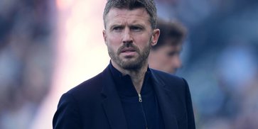Isu Pemecatan Kian Kencang Berhembus, Michael Carrick: Bodo Amat! Isu Pemecatan Kian Kencang Berhembus, Michael Carrick: Bodo Amat!