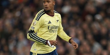 Ezri Konsa Nikmati Debut Penuh Bersama Arsenal saat Tekuk Chelsea Ezri Konsa Nikmati Debut Penuh Bersama Arsenal saat Tekuk Chelsea