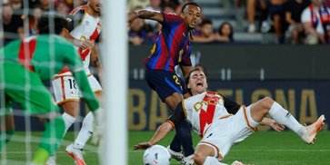 Jules Kounde Berpeluang Cetak Rekor Bersejarah di Barcelona