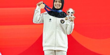 Luluk Diana Tri Wijayana Tambah Perolehan Medali Tim Indonesia di Asian Games 2026 dari Angkat Besi! Luluk Diana Tri Wijayana Tambah Perolehan Medali Tim Indonesia di Asian Games 2026 dari Angkat Besi!
