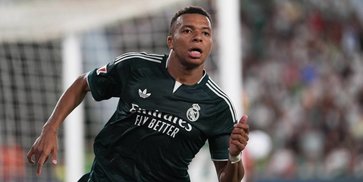 Kylian Mbappe dan Klaimnya Sebagai Pemain Terbaik Dunia Kylian Mbappe dan Klaimnya Sebagai Pemain Terbaik Dunia