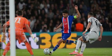 PSG Terlalu Tangguh PSG Terlalu Tangguh