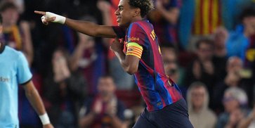 Hajar Feyenoord, Hansi Flick Minta Barcelona Tetap Membumi! Hajar Feyenoord, Hansi Flick Minta Barcelona Tetap Membumi!