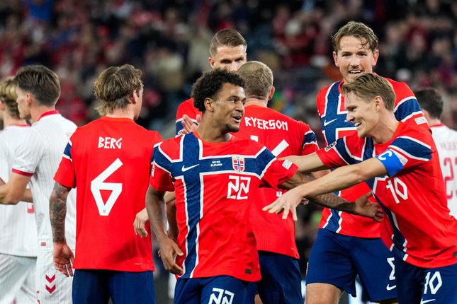 Haaland Bawa Norwegia Taklukkan Denmark Haaland Bawa Norwegia Taklukkan Denmark