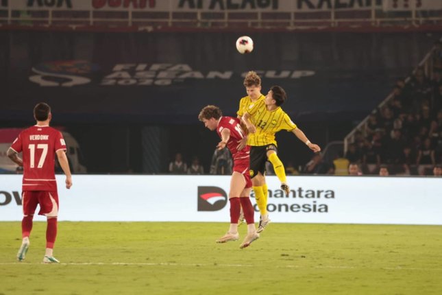 Duel Timnas Indonesia vs Malaysia dalam laga kedua Grup A FIFA ASEAN Cup 2026, Senin (28/9/2026). (c) KLY/Budy Santoso