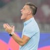 John Herdman Persembahkan Trofi Perdana untuk Timnas Indonesia Setelah 9 Bulan Bekerja John Herdman Persembahkan Trofi Perdana untuk Timnas Indonesia Setelah 9 Bulan Bekerja