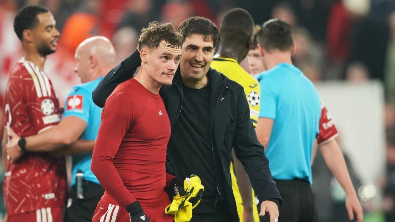 Andoni Iraola Jelaskan Alasan Tak Mainkan Tiga Bintang Mahal Liverpool Sejak Awal saat Kalahkan Villarreal