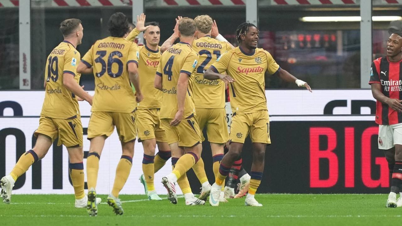 Hasil Milan vs Bologna: Rossoneri Dipermalukan di Kandang Sendiri, Hattrick Mbangula Jadi Mimpi Buruk Hasil Milan vs Bologna: Rossoneri Dipermalukan di Kandang Sendiri, Hattrick Mbangula Jadi Mimpi Buruk