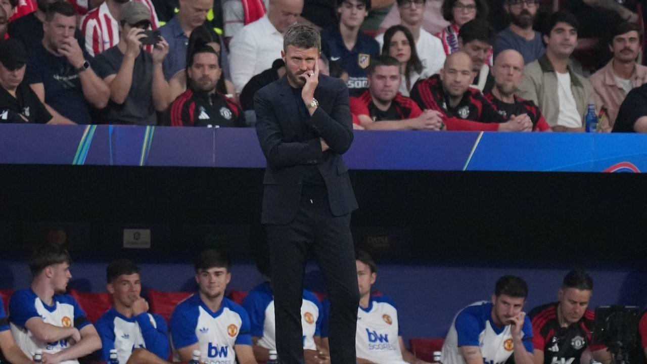 MU Kalah 4-1 dari Como, Michael Carrick: Ini Kesalahan Saya! MU Kalah 4-1 dari Como, Michael Carrick: Ini Kesalahan Saya!