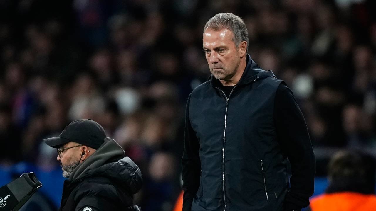 Hansi Flick Cadangkan Rodri saat Barcelona Kalah dari PSG, Ini Alasannya Hansi Flick Cadangkan Rodri saat Barcelona Kalah dari PSG, Ini Alasannya