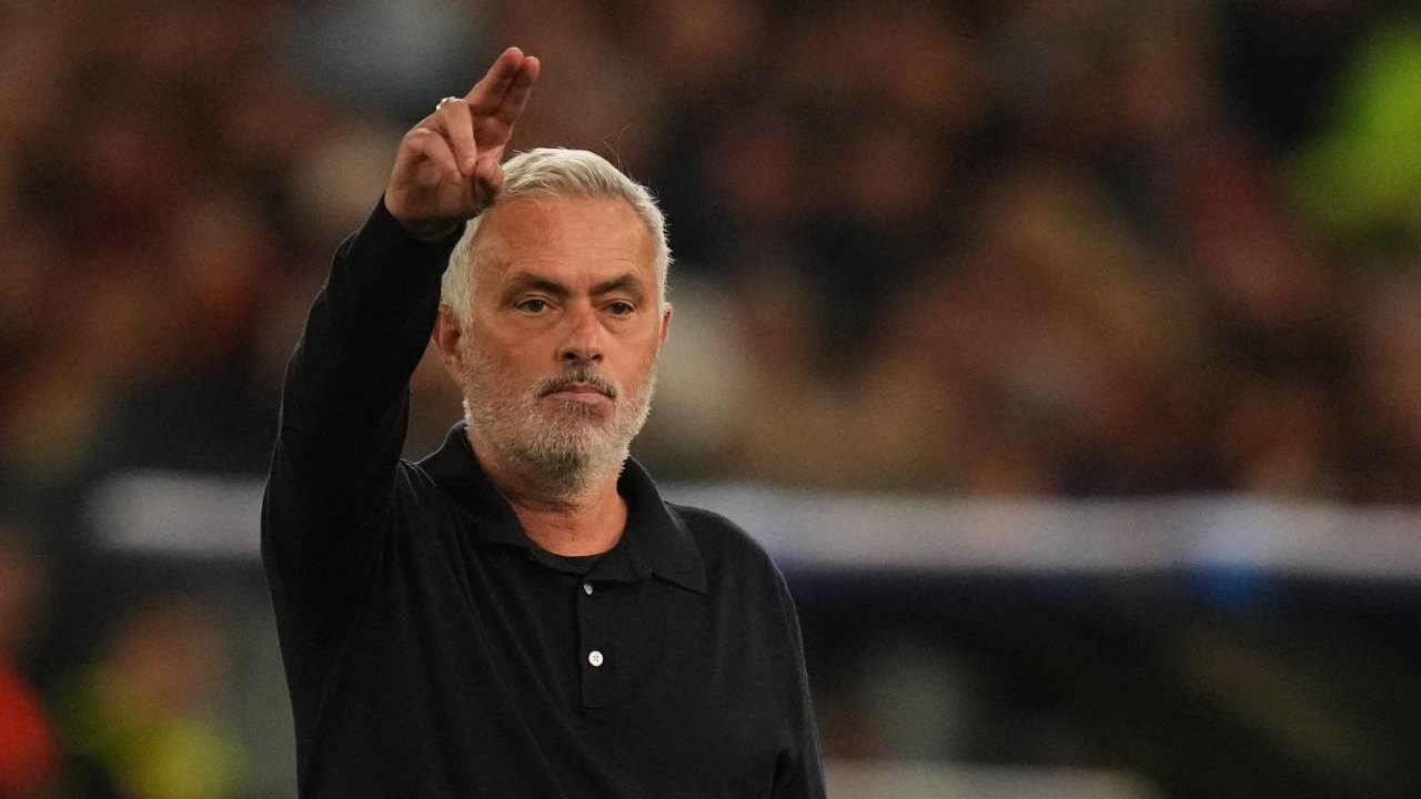 Arda Guler Dituding Sikut Pemain Sevilla, Jose Mourinho Minta Bukti Jelas Arda Guler Dituding Sikut Pemain Sevilla, Jose Mourinho Minta Bukti Jelas