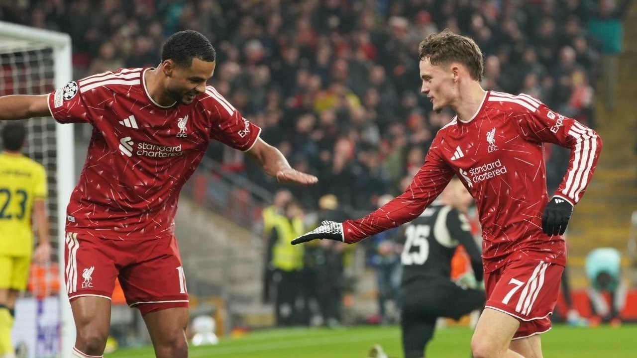 Hasil Liverpool vs Villarreal: Sempat Tertinggal Dua Gol, The Reds Menang Dramatis 4-3 Hasil Liverpool vs Villarreal: Sempat Tertinggal Dua Gol, The Reds Menang Dramatis 4-3