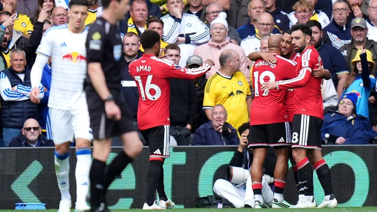 Rating Pemain Man Utd Usai Lawan Leeds: Bruno Fernandes Terburuk, Baleba Terbaik Rating Pemain Man Utd Usai Lawan Leeds: Bruno Fernandes Terburuk, Baleba Terbaik