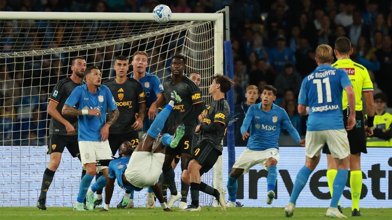 Hasil Napoli vs Roma: Drama Enam Gol di Derby del Sole Hasil Napoli vs Roma: Drama Enam Gol di Derby del Sole