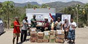 YPP Emtek Media Dampingi Penyintas Gempa Flores, Salurkan Bantuan dan Gelar Pengobatan Gratis YPP Emtek Media Dampingi Penyintas Gempa Flores, Salurkan Bantuan dan Gelar Pengobatan Gratis