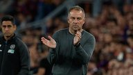 Hansi Flick Kesal dengan Manajemen Barcelona, Perjalanan Kacau ke Sevilla Disorot Usai Kalah dari Real Madrid Hansi Flick Kesal dengan Manajemen Barcelona, Perjalanan Kacau ke Sevilla Disorot Usai Kalah dari Real Madrid