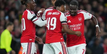 Rapor Pemain Arsenal saat Menang 3-0 atas Lille: Timber dan Saka Bersinar Rapor Pemain Arsenal saat Menang 3-0 atas Lille: Timber dan Saka Bersinar