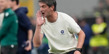 Cristian Chivu Akui Rekor Buruk Inter Milan di Liga Champions Mengkhawatirkan Cristian Chivu Akui Rekor Buruk Inter Milan di Liga Champions Mengkhawatirkan