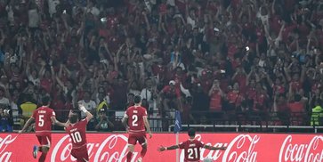 Tangisan Rizky Ridho hingga Momen John Herdman Gendong Sumardji Usai Timnas Indonesia Juara