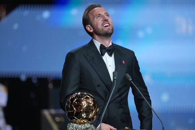 Kane Persembahkan Ballon d'Or untuk Timnas Inggris Kane Persembahkan Ballon d'Or untuk Timnas Inggris