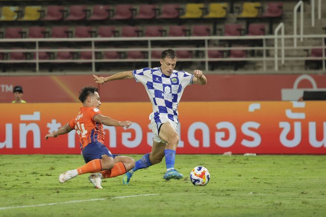 Perkiraan Susunan Pemain Aksi Mariano Peralta pada laga Persib Bandung lawan Port FC pada matchday ke-1 ASEAN Club Championship 2026/2027 (c) Persib Bandung/Fernando Hero